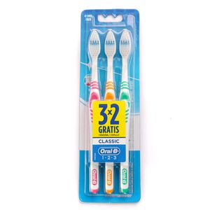 Escova Dental Oral B Classic 40 Leve 3 Pague 2Unidades